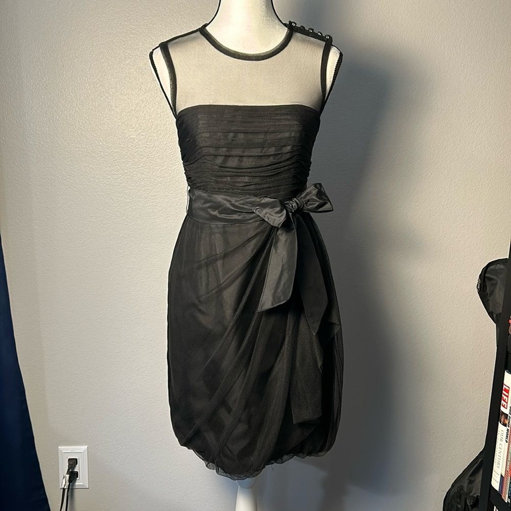 White by Vera Wang Bobbin Net Dress with Illusion Neckline (Size 4) - Picture 2 of 8